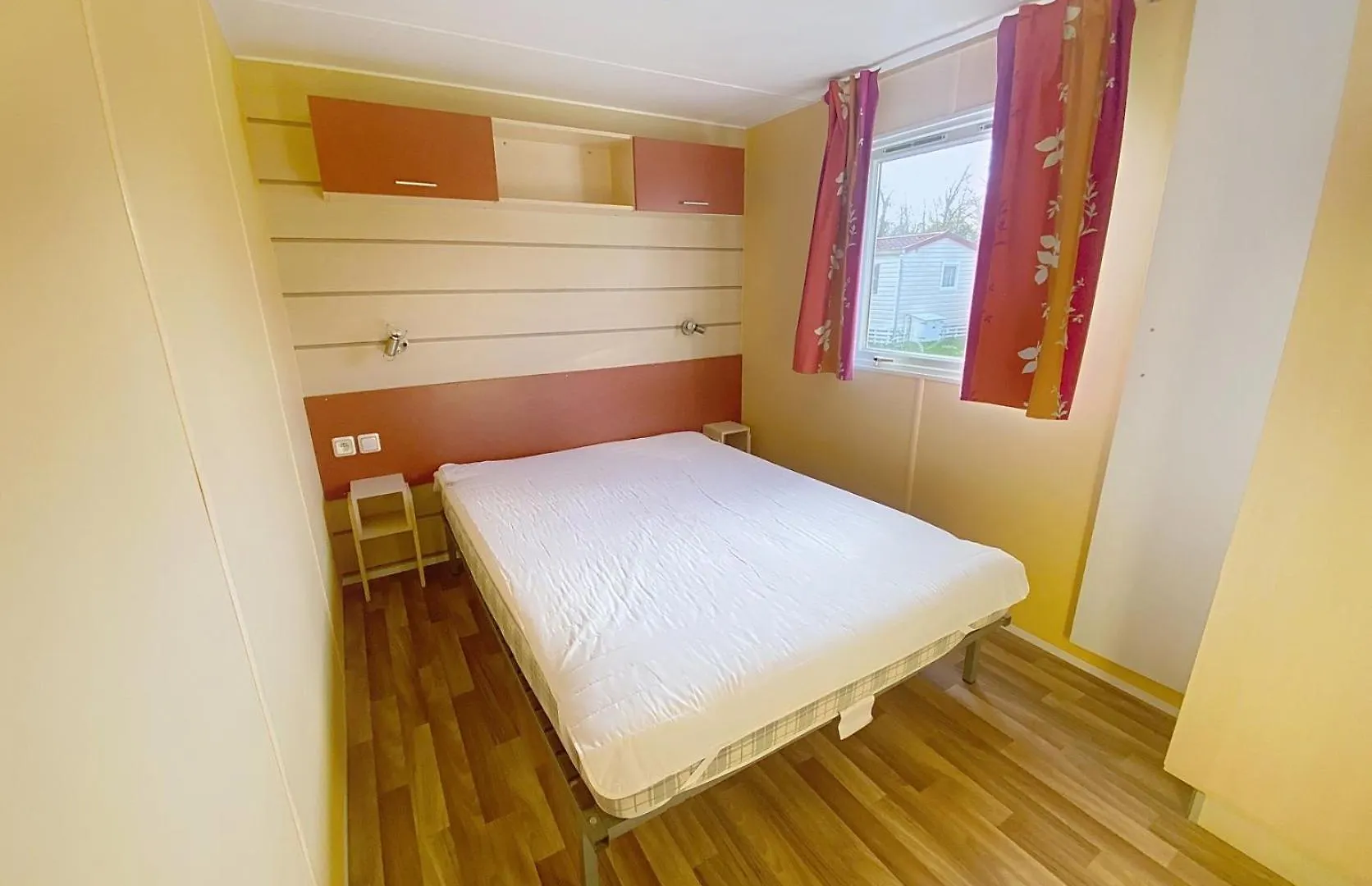 Campsite Camping Les Avenieres Manthes