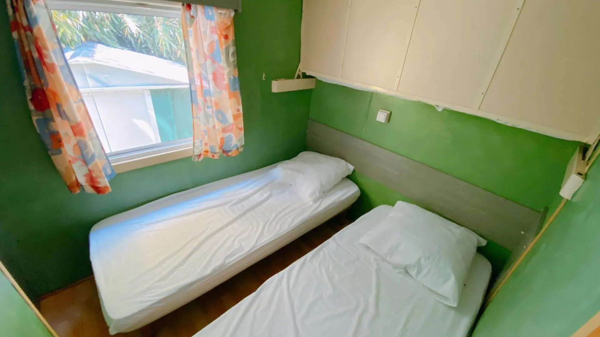 营地 Camping Les Avenieres Manthes
