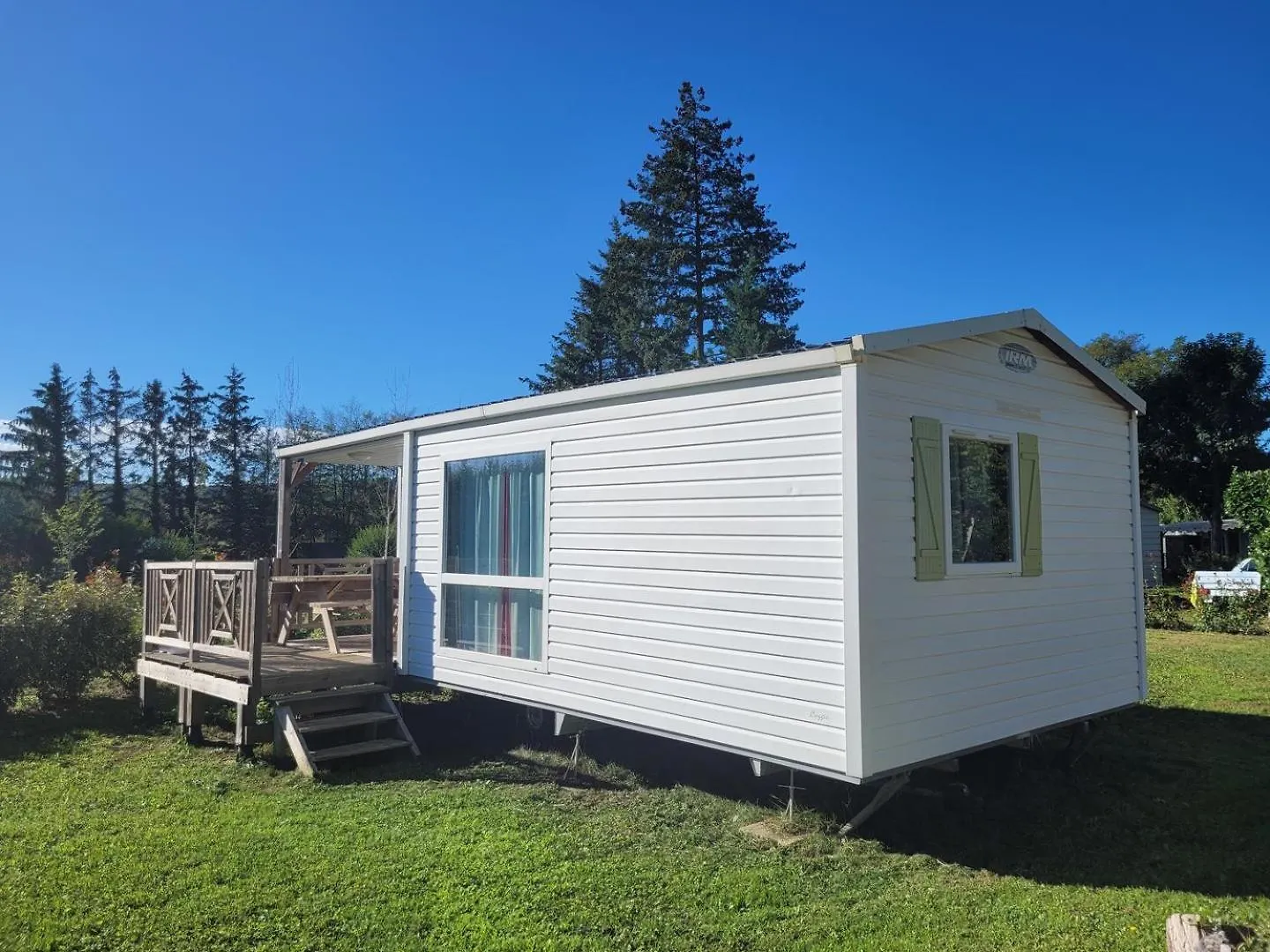 Camping Les Avenieres Manthes 0*,  France